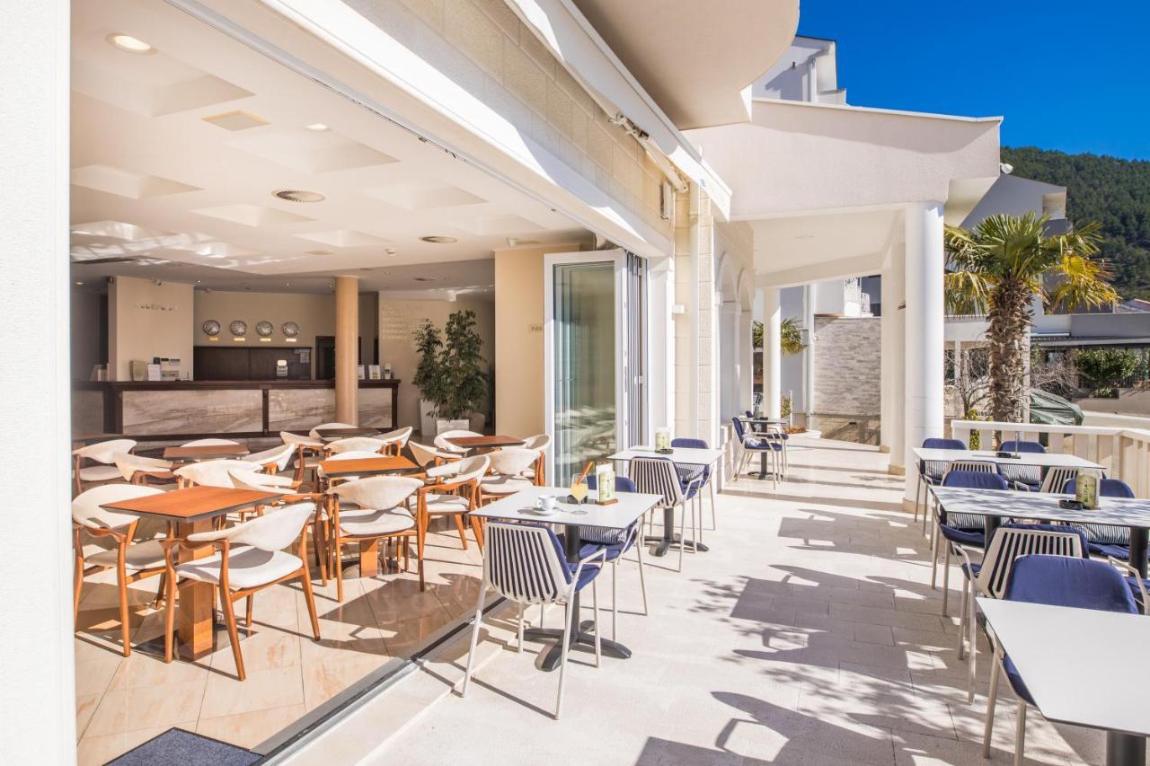 Hotel Bella Vista Дрвеник Екстериор снимка