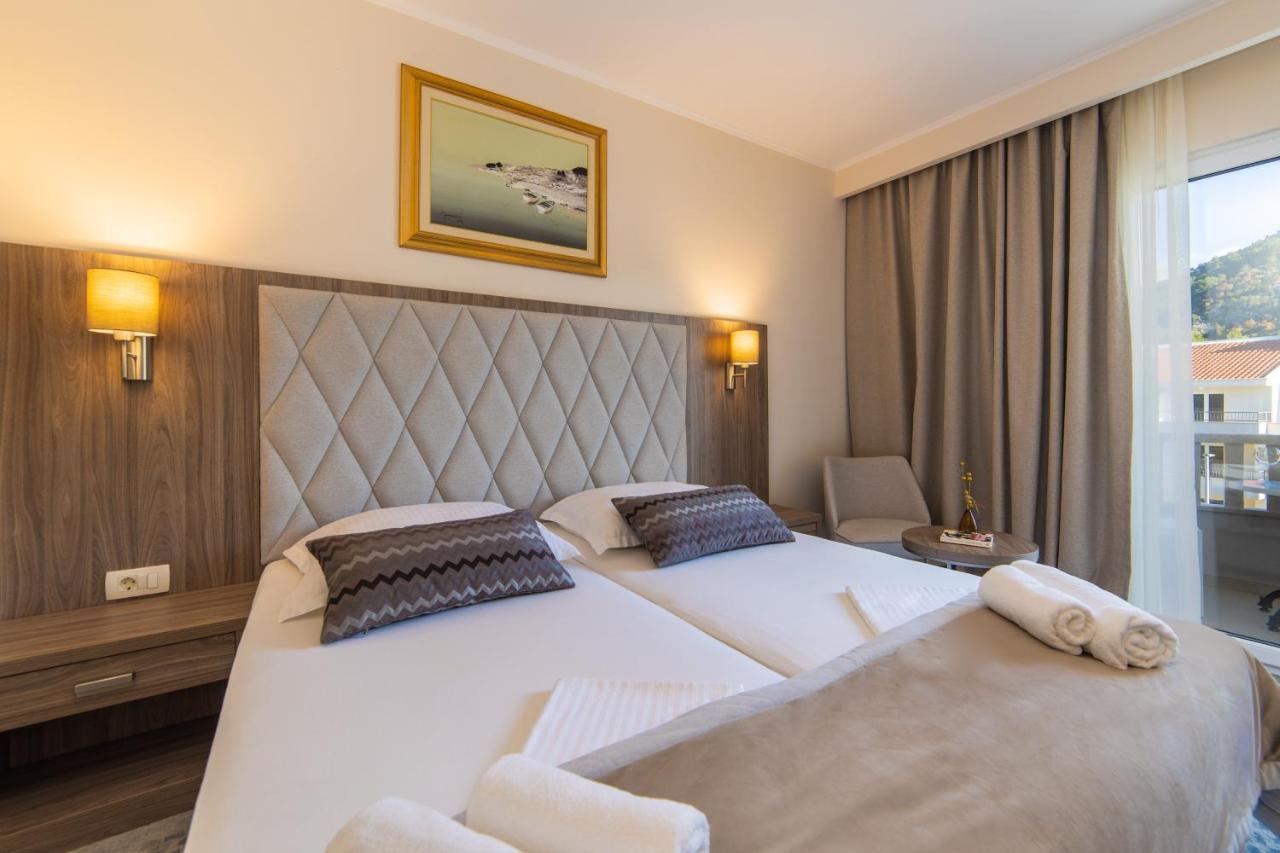 Hotel Bella Vista Дрвеник Екстериор снимка